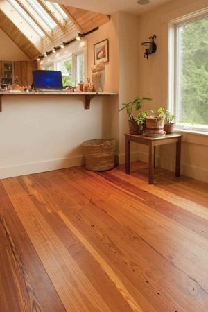 recalmied heart pine in kitchen