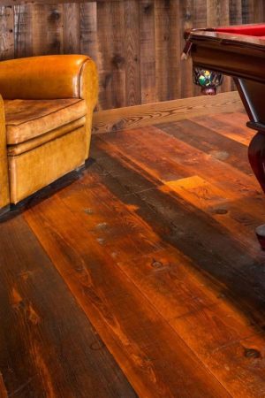 reclaimed heart pine in billard room